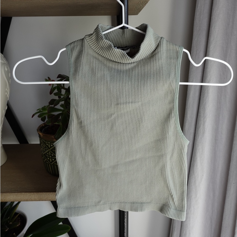 Zara Ribbed Mock Neck Crop Top